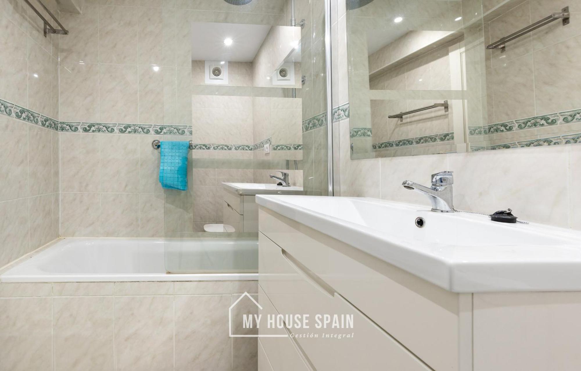 Myhousespain - Radiante Piso Junto A La Playa ヒホン エクステリア 写真
